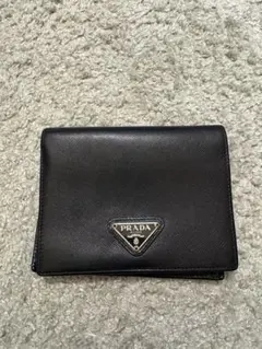 PRADA ブラック 二つ折り財布