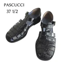 PASCUCCI パスクッチ クロコ型押し グルカサンダル ブラックのサムネイル