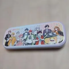 カラフルピーチキャラクターイラスト付き文房具ケースのサムネイル