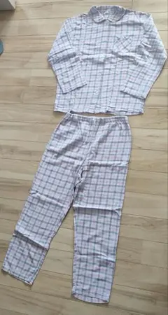 チェック柄長袖パジャマ（キッズ）