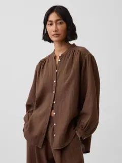 GAP コットンガーゼ オーバーサイズ ノーカラーシャツ L クールブラウンのサムネイル