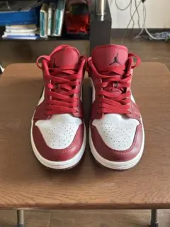 Air Jordan ローカット スニーカー レッド/ホワイト