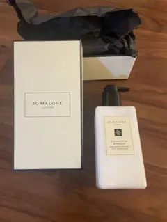 JO MALONE イングリッシュペアー&フリージア ボディローション250ml