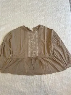SAMANSA MOS2 刺繍デザイン　ブラウス