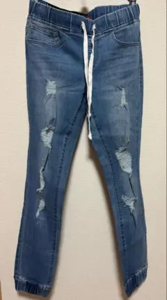 GUESS ダメージ加工 スキニージーンズ XSのサムネイル