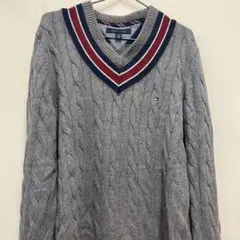 Tommy Hilfiger グレー Vネック ケーブルニットセーター