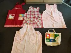 サンリオ他　エプロン　4枚セット