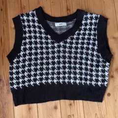 【極美品】千鳥柄 ニットベストのサムネイル