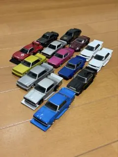 プージョ404三台アロンソ　ルノー4 イザベラ　ドーフィン　16三台1/87箱付 プージョ404三台アロンソ ルノー4 イザベラ ドーフィン 16三台1/87箱付