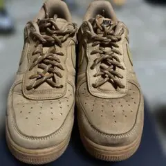 Nike Air Force 1 ベージュ スニーカー