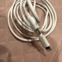 ホワイト Lightningケーブル 1.5m USB-A