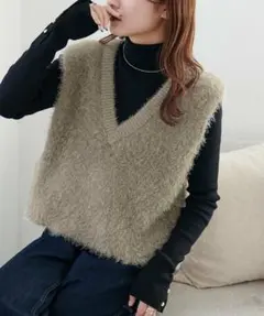 DISCOAT 前後2WAYフェザーヤーンショートベスト