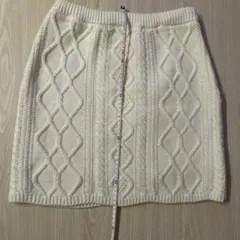アイボリー ケーブルニットスカート 約45cm丈