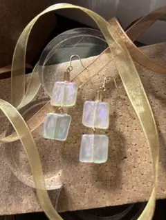 Item thumbnail for item 011e7dc9-f2bd-4d67-8f72-4ede5eeac322