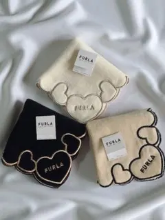 FURLA フルラ ハート型 タオルハンカチ ３色セット