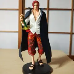 ワンピース　シャンクス フィギュア