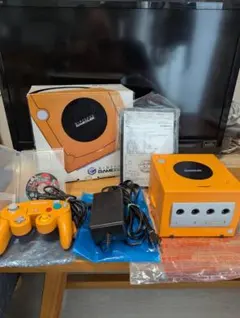 【極美品・完品】ゲームキューブ 本体 オレンジ（シリアル一致）動作確認済