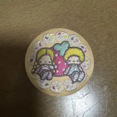 刺繍缶バッジ　バディ&ジミー