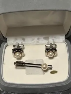 【貝パール カフス・ネクタイピン セット】