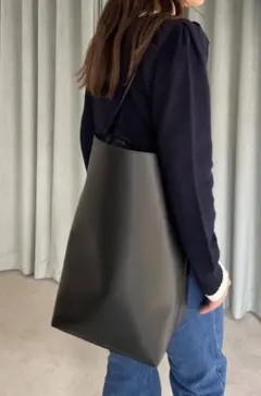 Item thumbnail for item 2698181b-dbc5-4d14-90a1-dcc53c311fd3