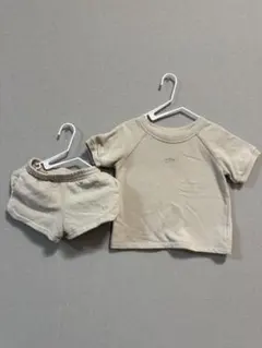 GAP ベージュ Tシャツとショートパンツセット