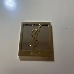 YSL BEAUTE ゴールド コンパクトミラーのサムネイル