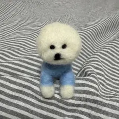 羊毛フェルト ビションフリーゼ ぬいぐるみのサムネイル