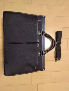 アオキ ビジネスバッグ 撥水ブリーフバッグ メンズ 黒　就活　通勤のサムネイル