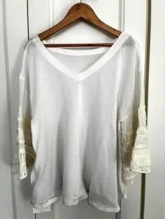 新品未使用TORRAZZO DONNA(ユナイテッドアローズ) Vネックトップス