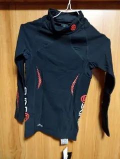 【新品未使用】SKINS A200 メンズS 上下セット