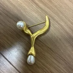 CUSHKA ブローチ