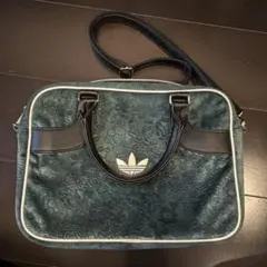 adidas バッグ　エアライナー　グリーンのサムネイル