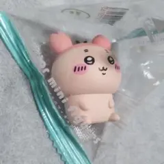 古本屋　ちいかわ　インテリアミニフィギュア⑤　カニちゃん　セリア