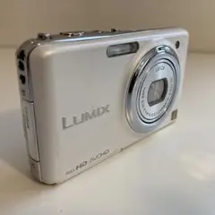 Panasonic LUMIX DMC-FX77 ホワイト