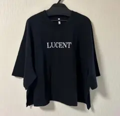 ディニテコリエ☆未使用に近い　ロゴ入りTシャツ カットソーのサムネイル