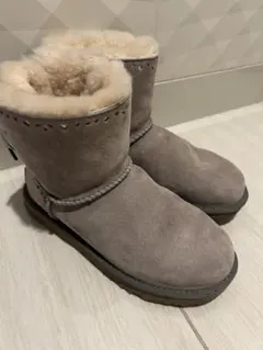 美品　UGG 23 ムートンブーツ