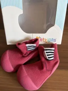 新品　attipas ベイビーシューズ　ピンク