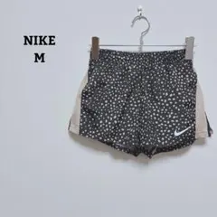 NIKE　水着　ショートパンツ　ドット　ドライフィット　ロゴプリント　Ｍのサムネイル