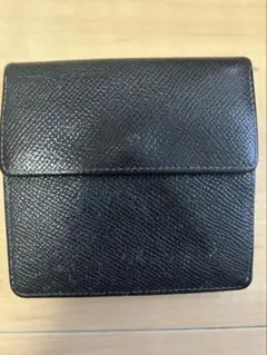 ブラックレザー 二つ折り財布