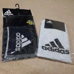 adidas タオルハンカチ 2枚セット 新品　白、黒のサムネイル