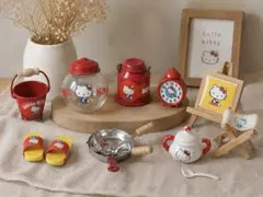 昭和レトロサンリオ Little Kitty ミニチュアコレクション木製棚セット