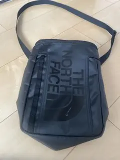 THE NORTH FACE ヒューズボックス ショルダーバッグ　ノースフェイス