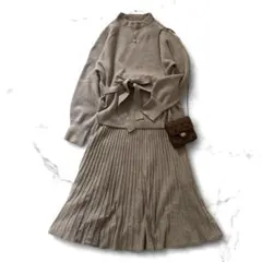 【ミラオーウェン】ボトルネック畦編みニットセットアップ　ベージュ　S