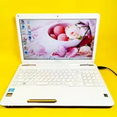 美品✨すぐ使える♪ホワイトノートパソコン カメラ付き　初心者向け♪のサムネイル