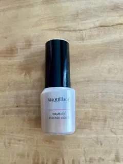 MAQuillAGE DRAMATIC ESSENCE LIQUID P010