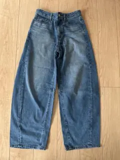 GU バレルレッグジーンズ　Mサイズ ブルー