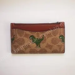 新品・未使用【COACH】ジップ カード ケース・レキシー CF065