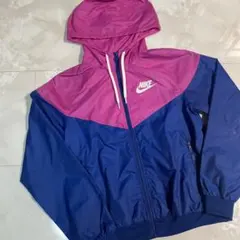 NIKE ポリエステルパーカー　Sサイズ