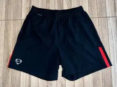 Nike DRI-FIT ハーフパンツ 黒/赤 160