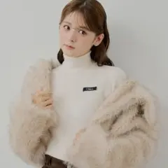 chico 胸ロゴラメタートルニット